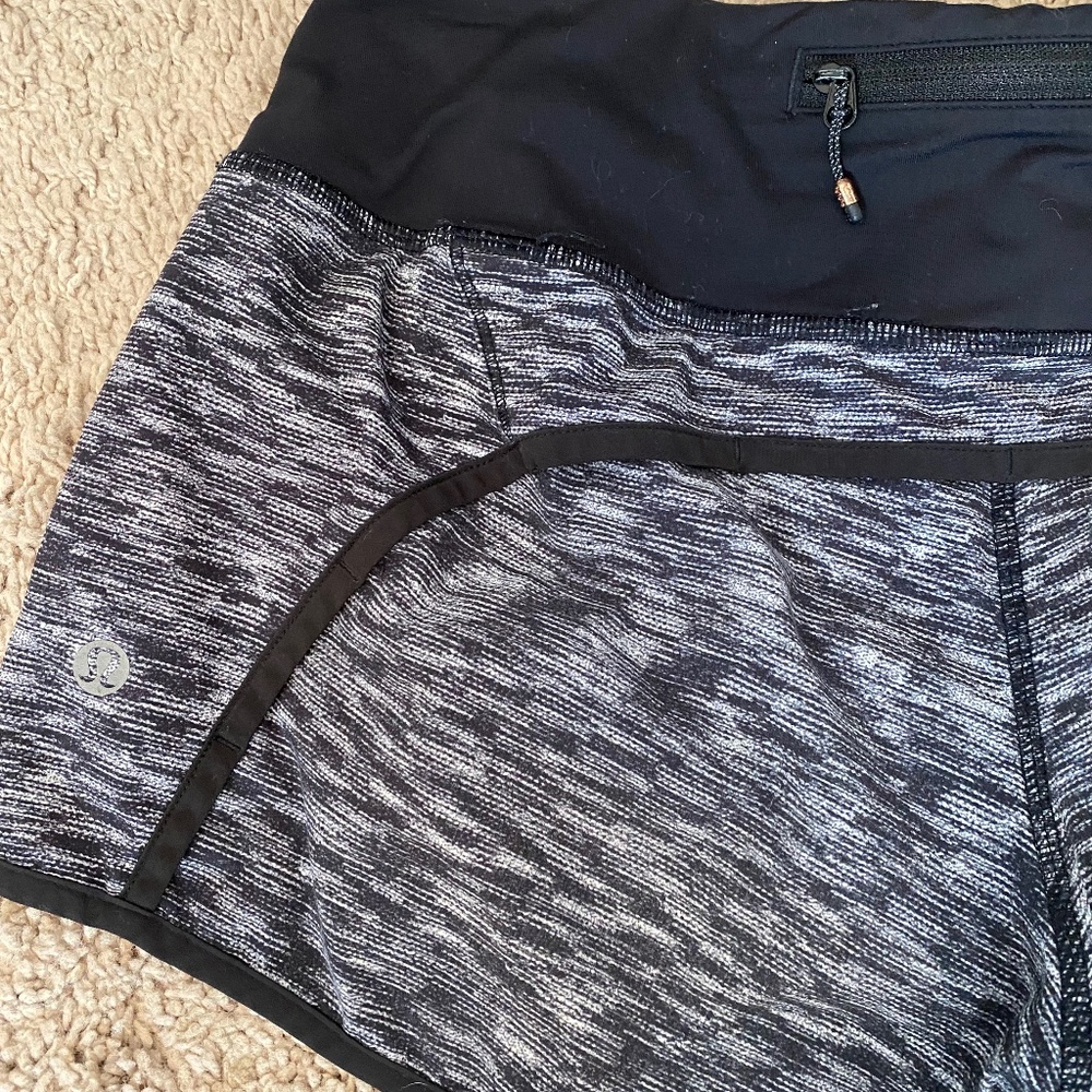 Lululemon Speed Up Mid-Rise Lined Shorts